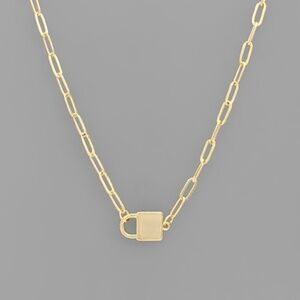 Side Lock Necklace